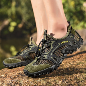 Summer Breathable Men Hiking Shoes Mesh Outdoor Men Sneakers Climbing Trekking Shoes Men Sport Shoes Quick-dry Water Shoes